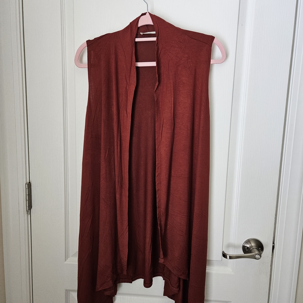 Zenana - Rust Sleeveless Open Cardigan Size L
